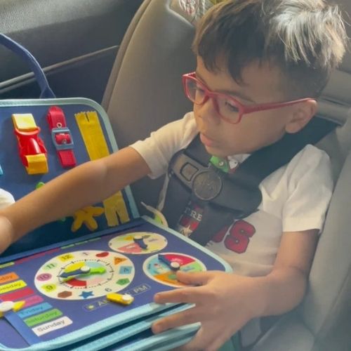 Mon Livre d’Éveil Montessori™ – Le compagnon éducatif des tout-petits